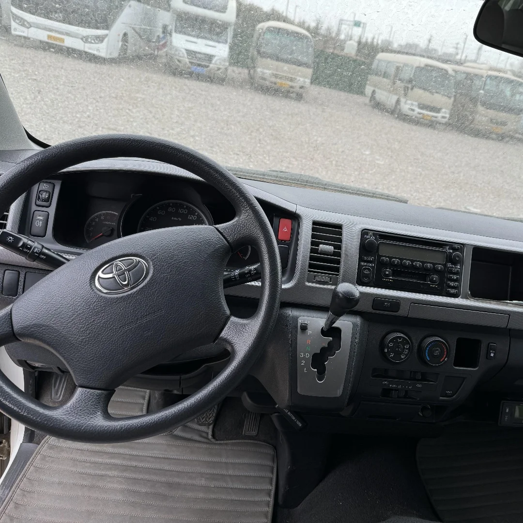Лидер продаж Подержанный микроавтобус Toyota Hiace 10/13/15/18 мест дизельный Тип мини-автобус пассажирский заводская цена на