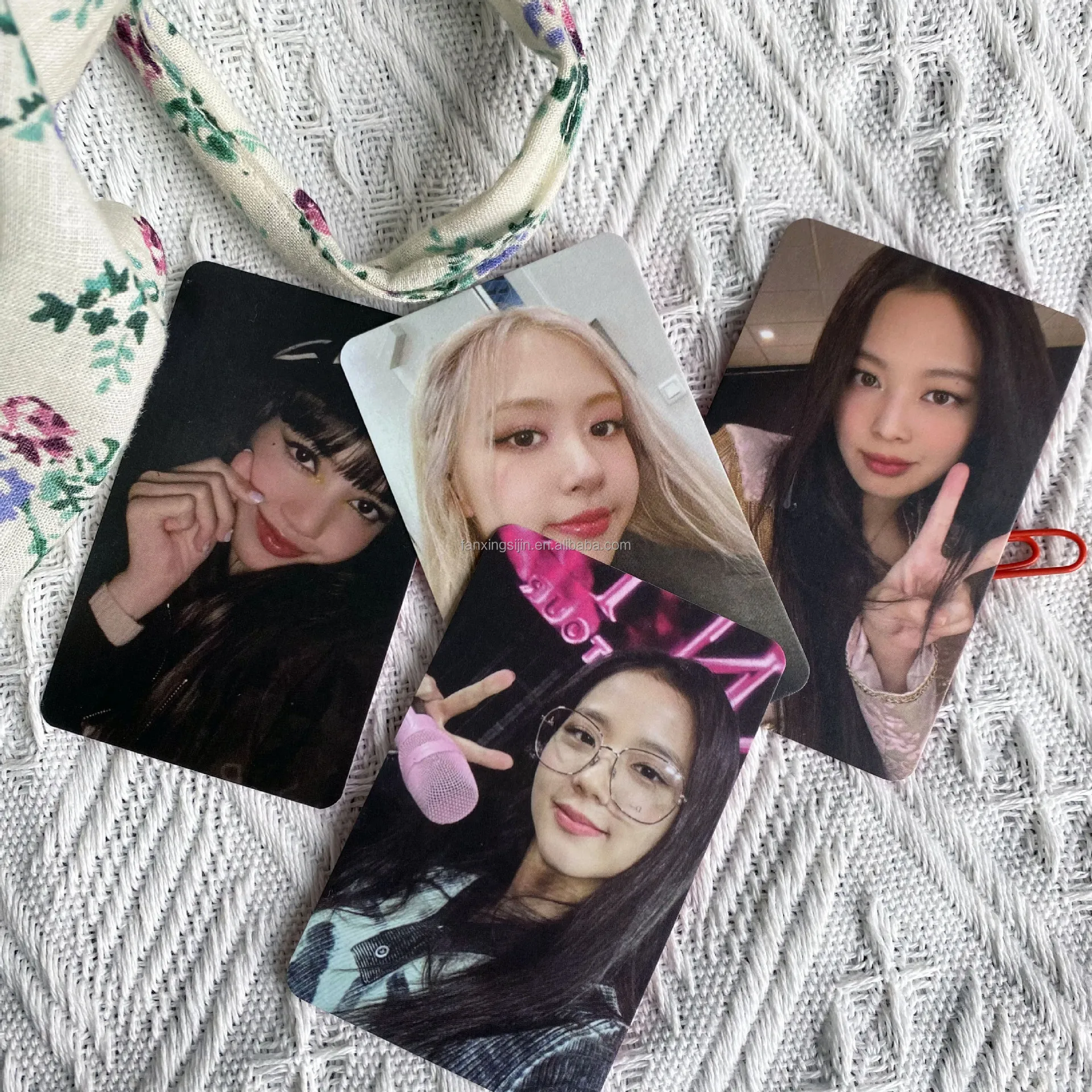K-pop коллекционные открытки Блестящая Глянцевая поверхность lomo card custom print kpop idol голографическая Фотокарта