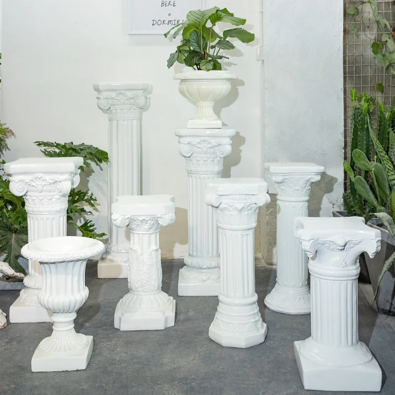 Brown roman round decorative pillars