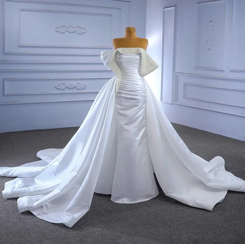 Безупречный новый список шелковистых индивидуальных дизайнеров свадебное