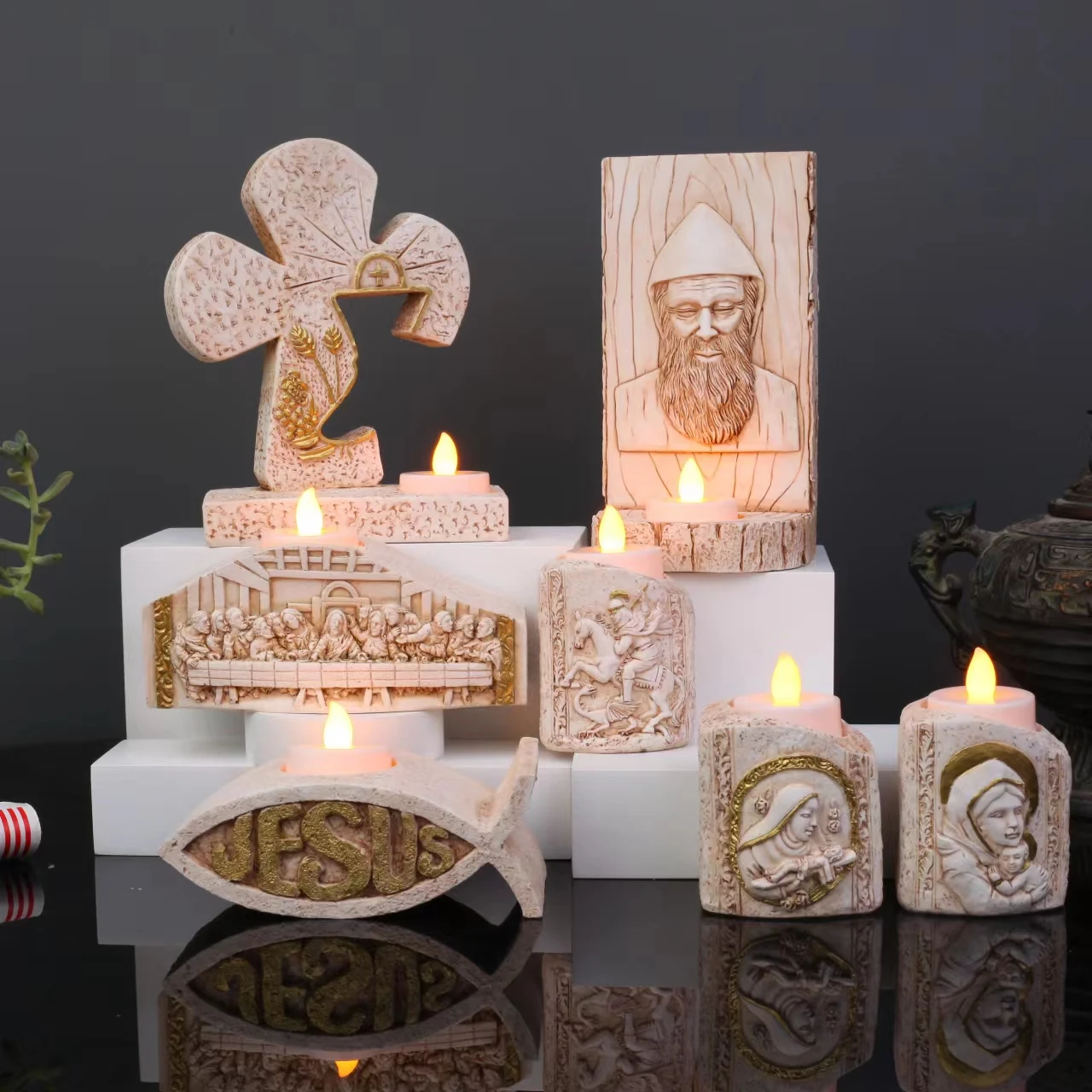 Polyresin Statue Religious Christmas Holy Set Jesus Custom Pillar Tealight Candle Holder