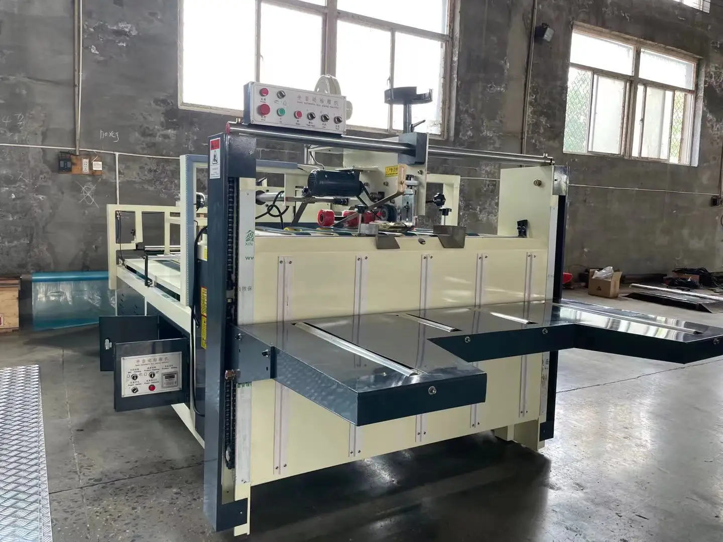 Semi Automatic Box Gluing Machine Corrugated Carton Box Flexo Folder Gluer Industrial Gluing Machines