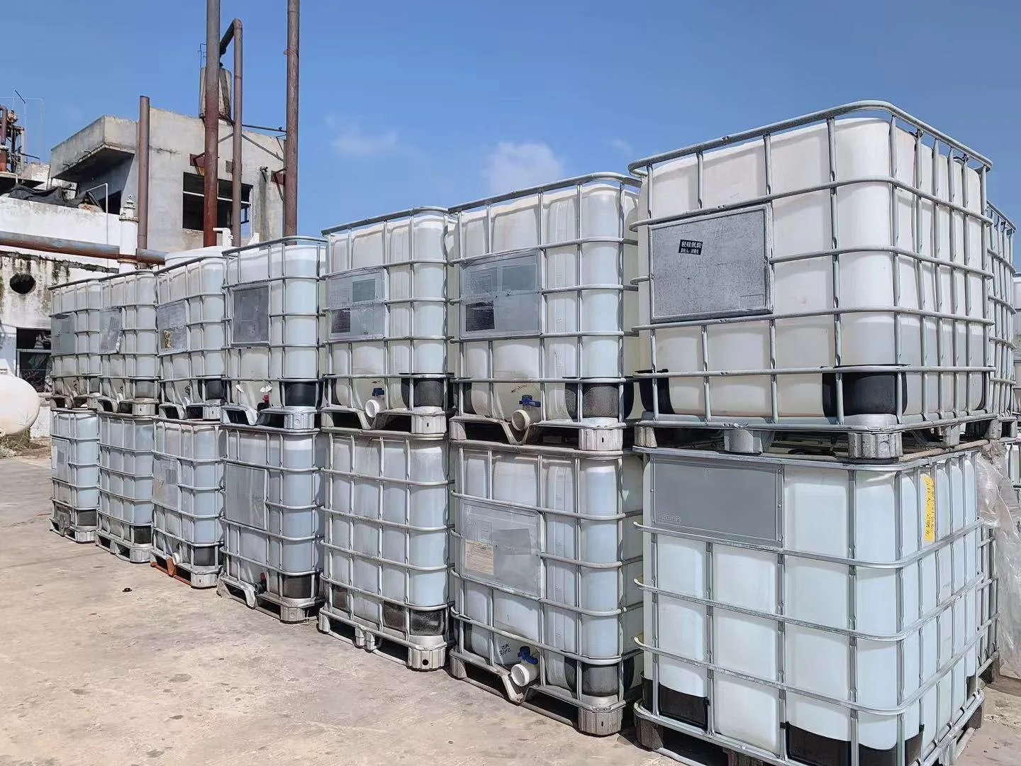 
Hot sale high quality white oil / paraffin oil / mineral oil 