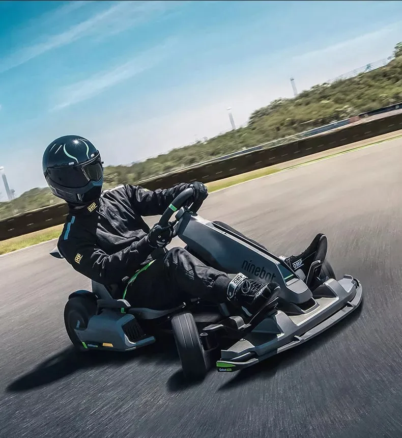 Ninebot Electric GoKart Pro с максимальным диапазоном 15 5mi и максимальной скоростью 23 миль/ч