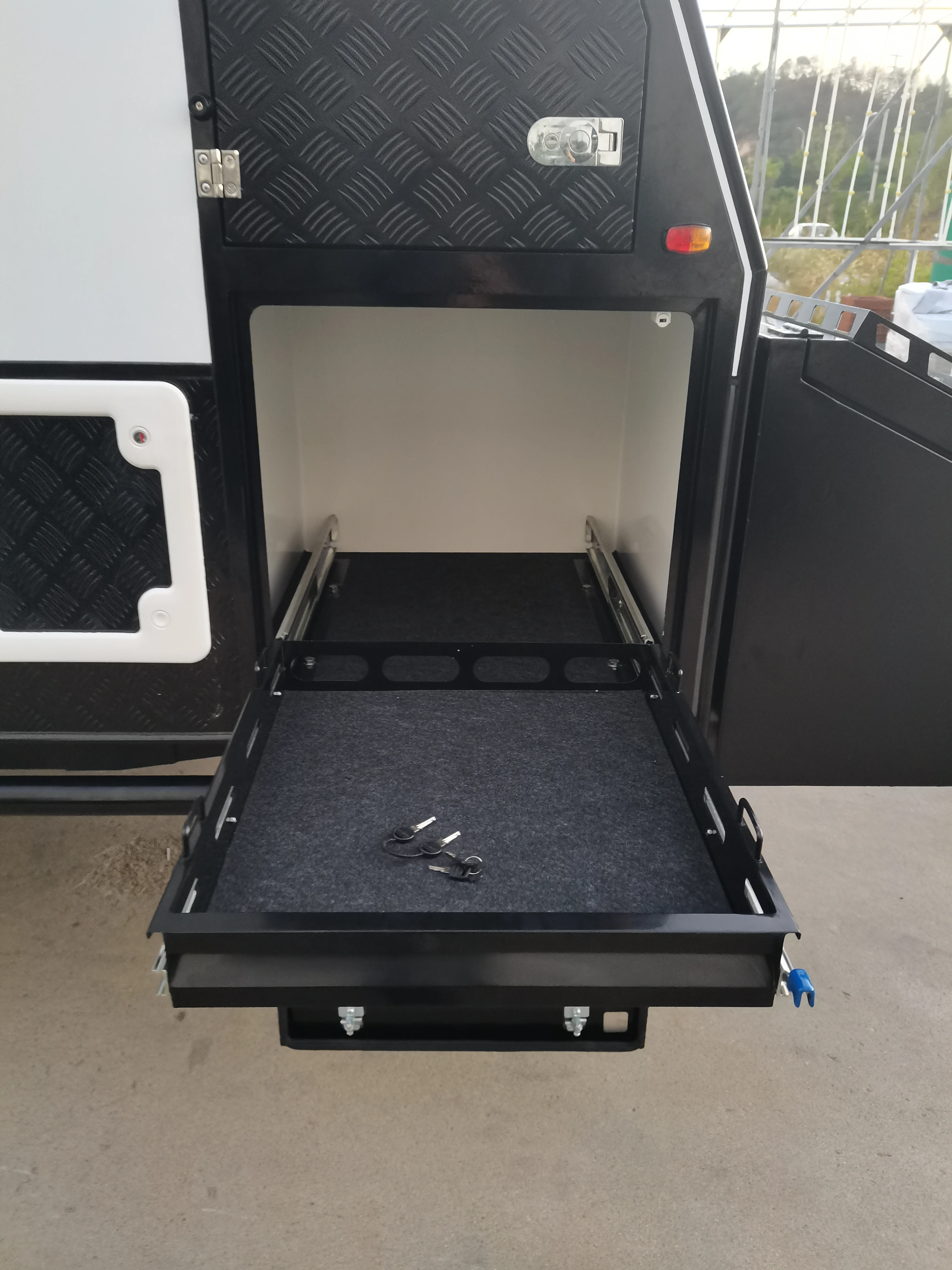 2020 New Australian Standards 4x4 Offroad Rv Aluminum Camper Caravan Pop Top Up Caravan For Sale