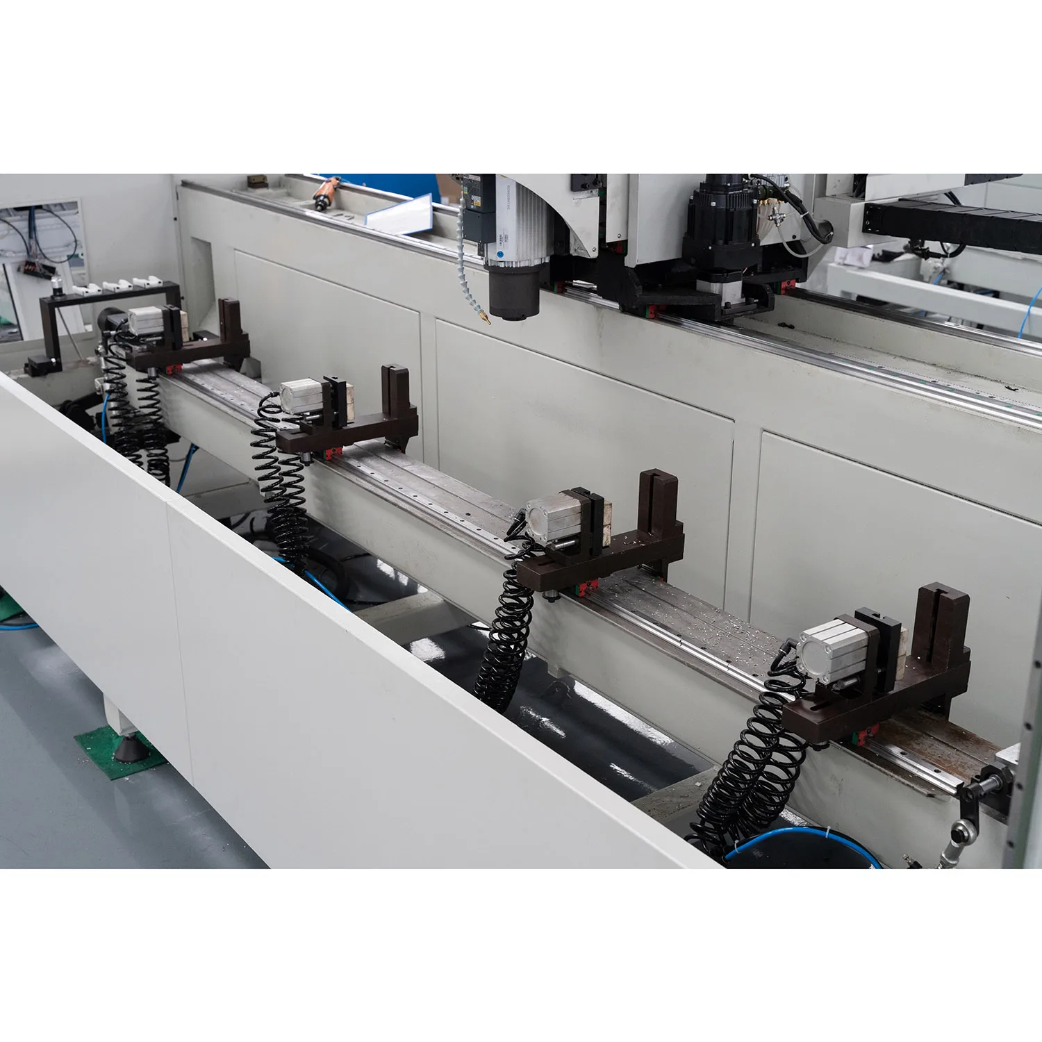 china cnc milling machine Aluminum profile CNC drilling and milling machine High precision Door and window equipment