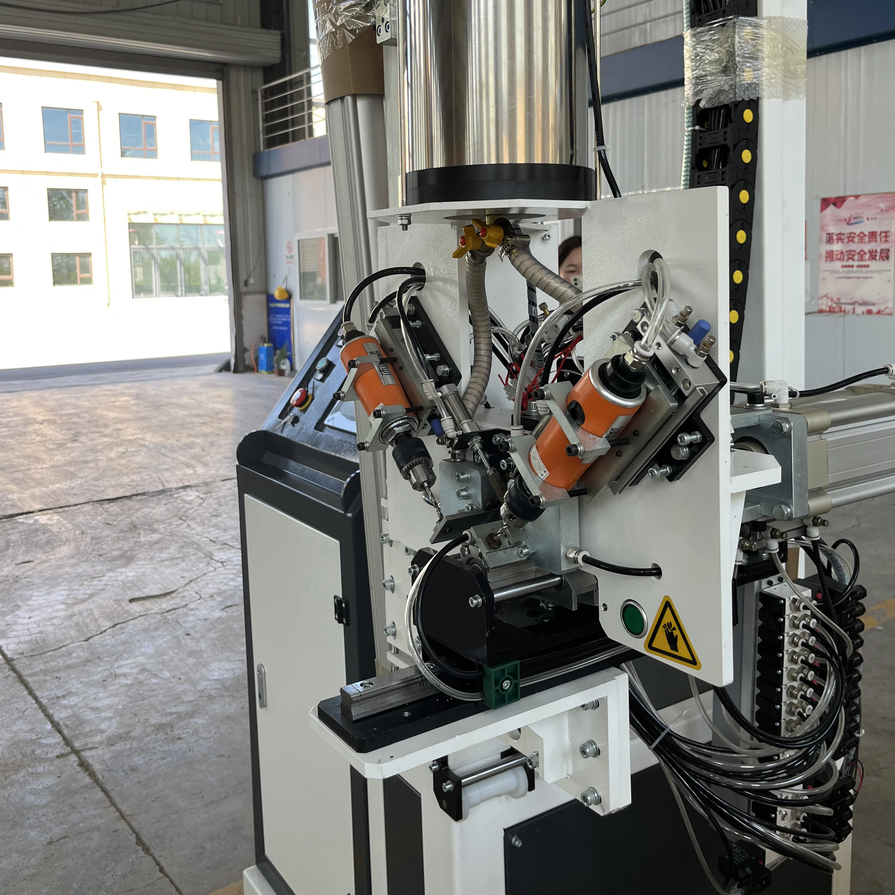 Automatic Aluminum Spacer Desiccant Filling Machine Alum Frame Molecular Sieve Fill Coating Machine