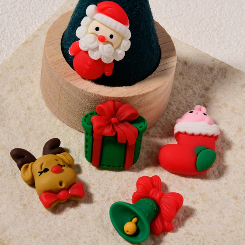 Christmas Themes Random Mixed Bear Resin Nail Art Decoration Charms Props Fingernail Jewelry For Nail Decoration