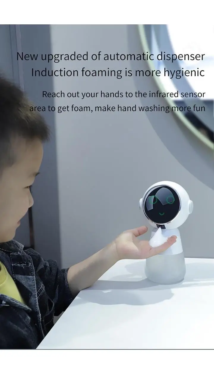 2023 new design spaceman shape cute cartoon automatic foam hand soap dispenser for babies USB rechargeable