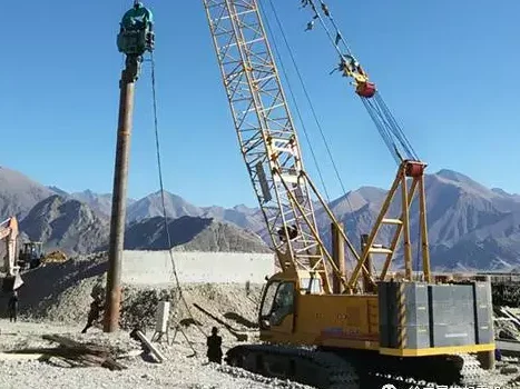 Китайский 260kw 75-тонный пересеченный кран xcr75 _ U с стрелой 147 6ftm