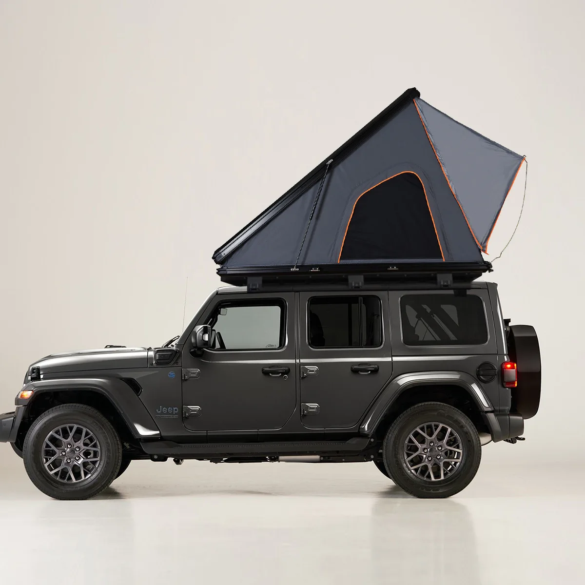 Self Driving Suv Car Roof Tent Hard Shell Aluminium Triangle Double Layer Roof Top Tent