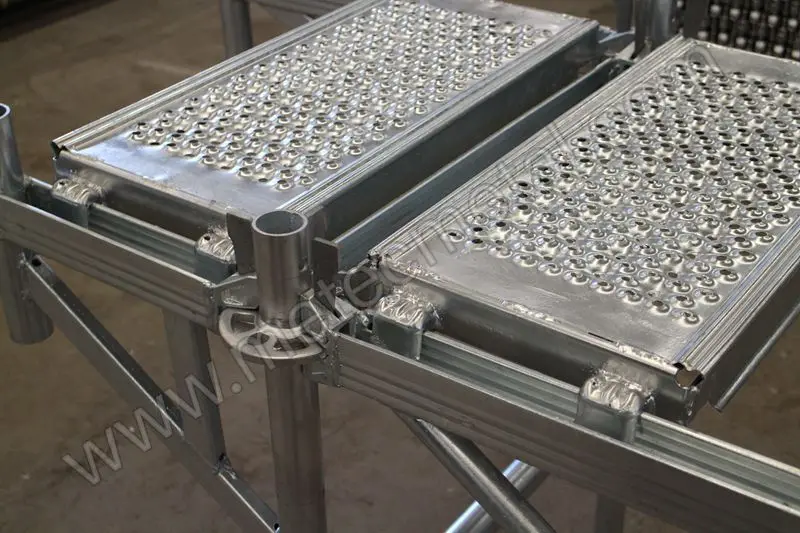 Сертифицированная планка для строительных лесов U-типа (Exp 20 + лет, ширина 320 мм, алюминиевая планка)