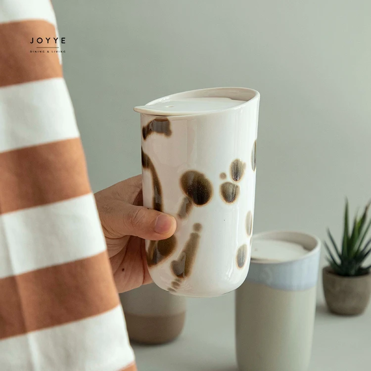 JOYYE custom creative oblique mouth design stoneware travel cup waterproof, safe  ceramic coffee mug with ceramic sealed lid