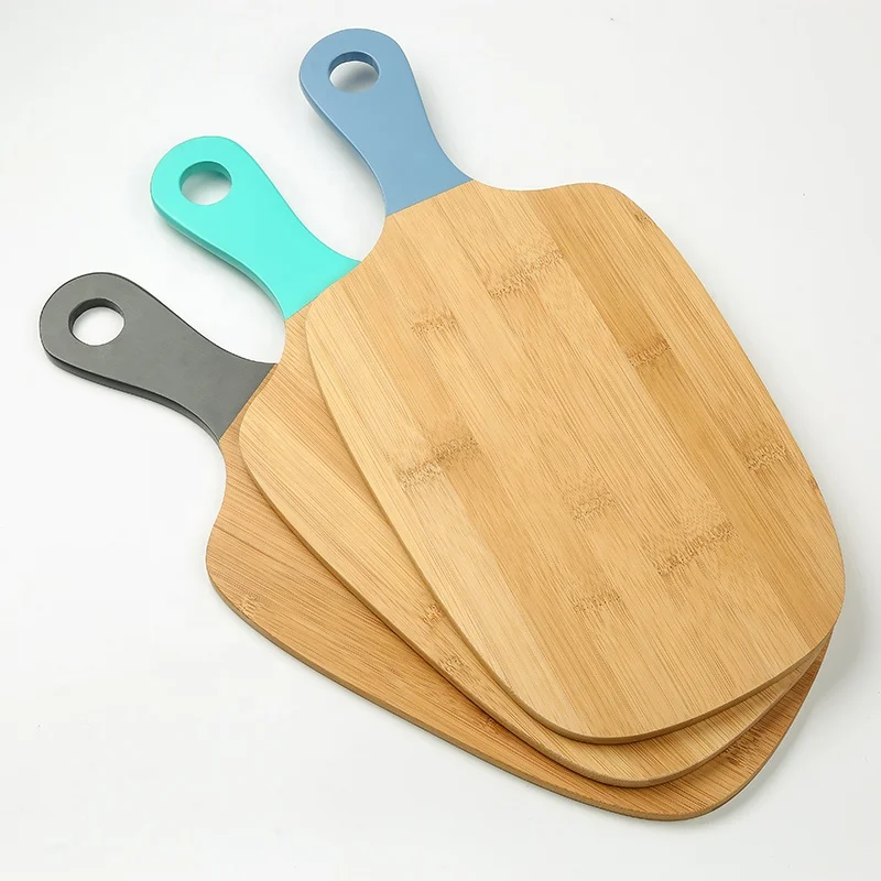 2024 China Factory Make Arc Angle Middle Size Bamboo Paddle Shape Cutting Board Chopping Blocks With Color Handle for Wholesale