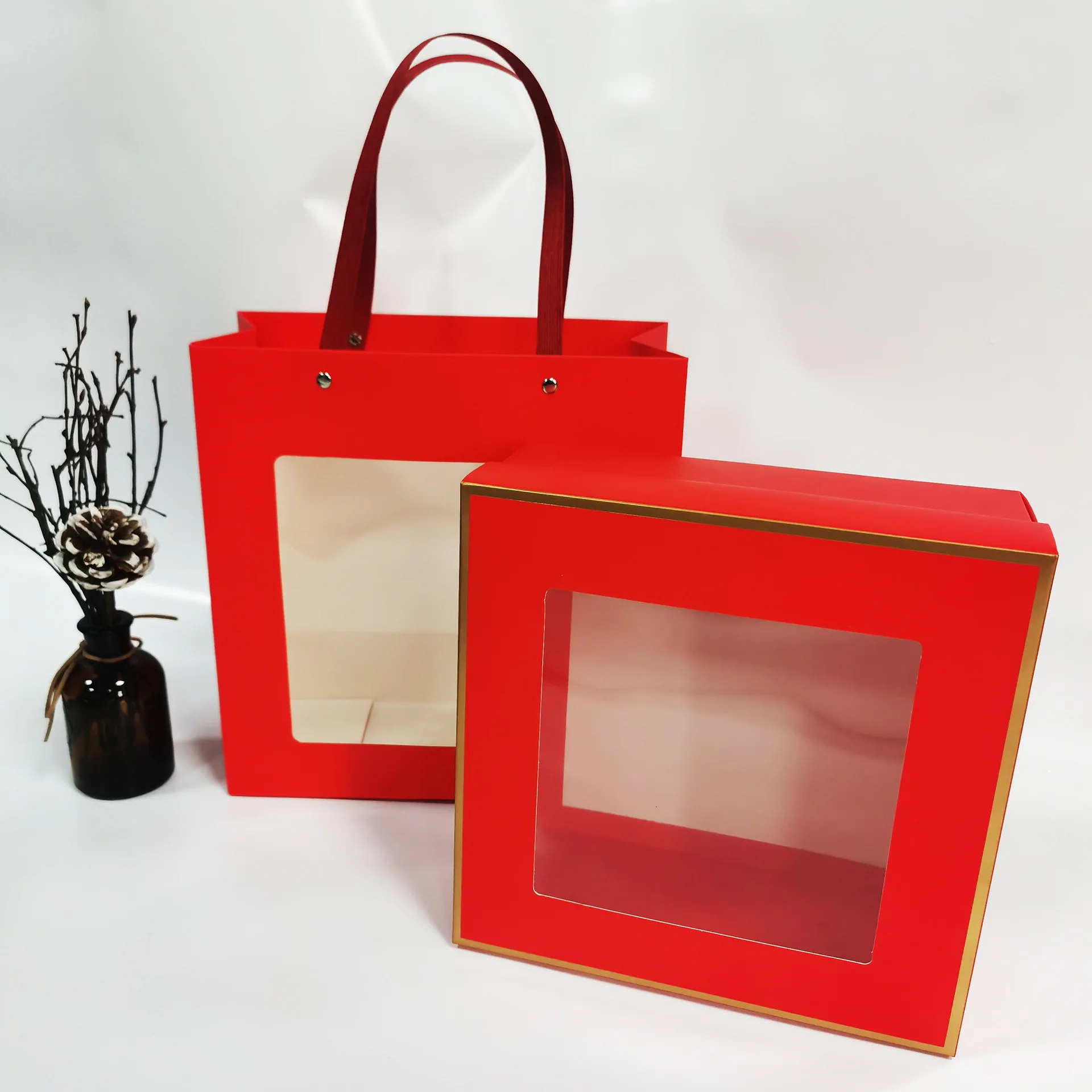 New transparent design Folding paper gift boxes gift bags packaging set for Holiday gifts