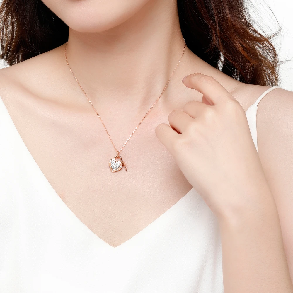 Trendy Simple Romantic Style 18K Soild Gold Real Natural Diamond Heart Lock Pendant Necklace For Women