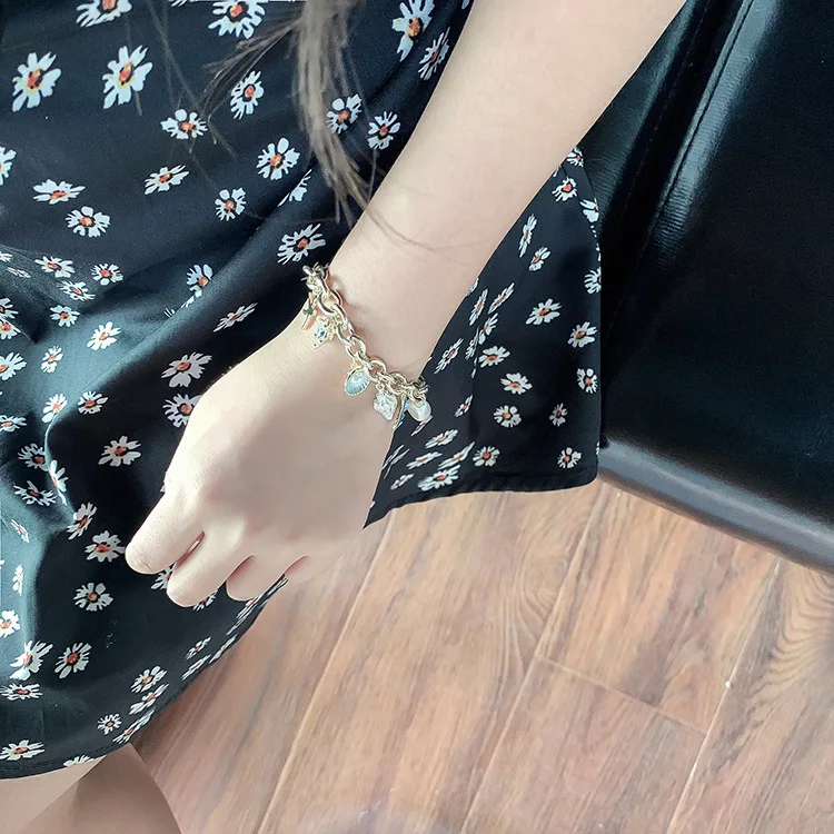 Ocean Style Elegant Bracelet With Faux Pearl Shell Mermaid Tail Drip Oil Charm For Women Summer Beach bracelet