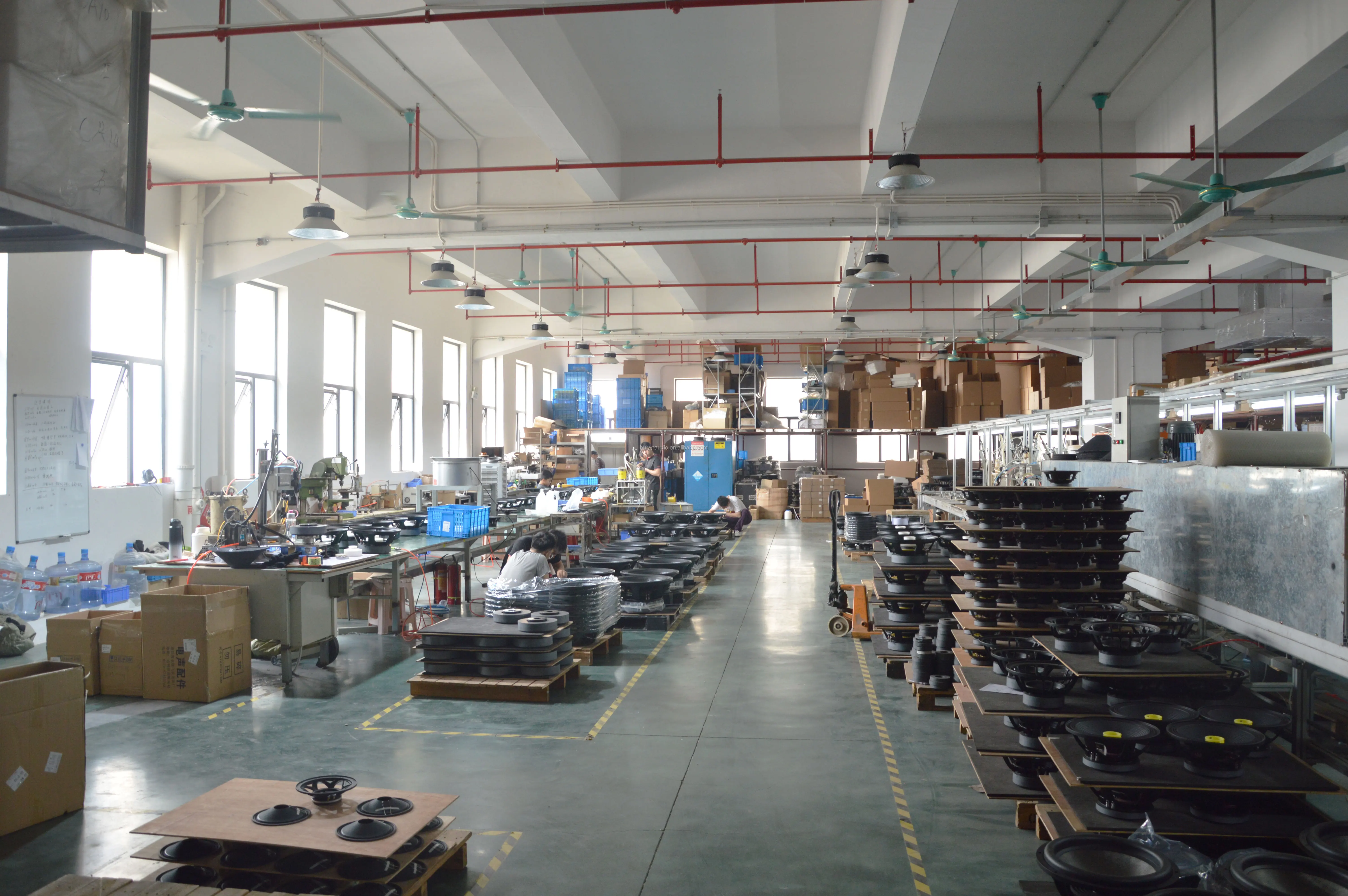 12-Inch 400W RMS Street Performance Two-Way Guitar Speaker TC12 for Singing Music Play Road Shows with Amplifier