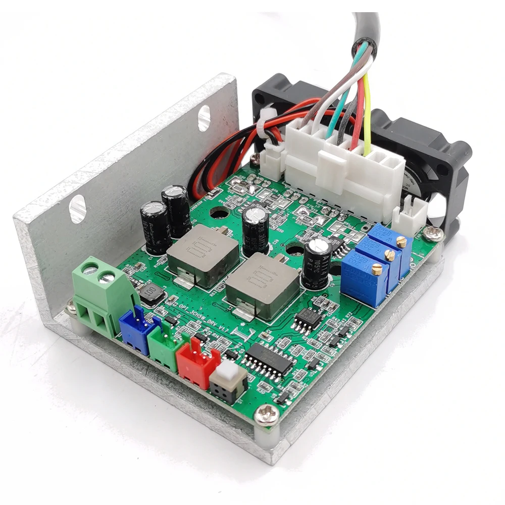  4 Вт RGB аналоговый 1 0 mRad лазерный