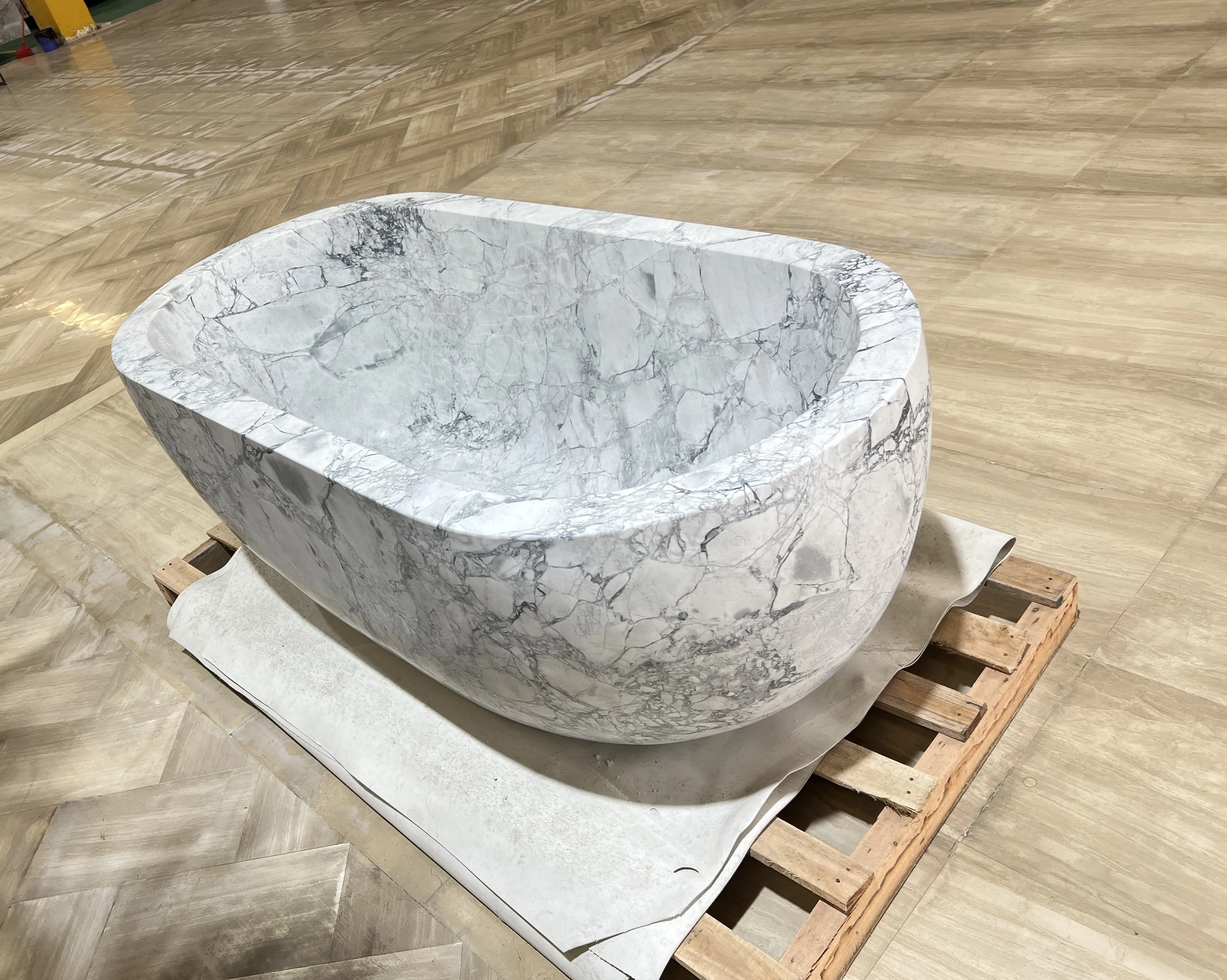 European Style Natural Stone Indoor Carrara White Oval Marble Bathtub