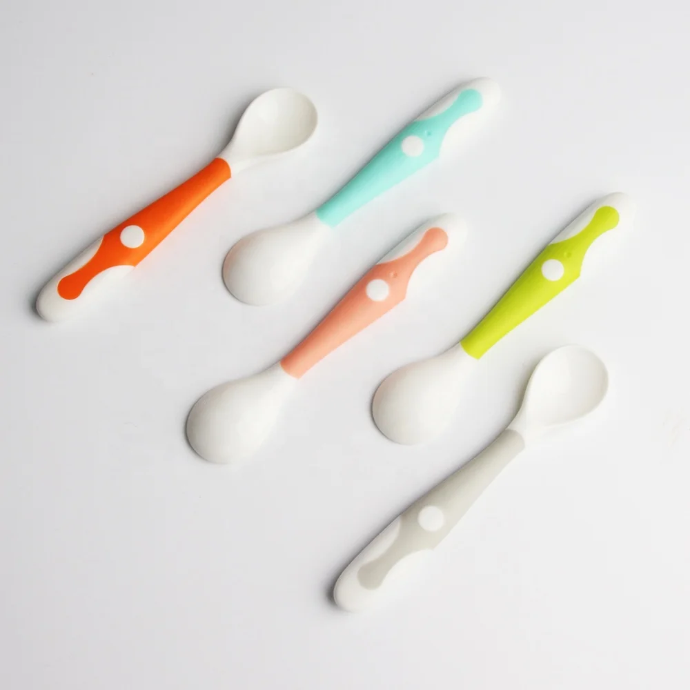 Wholesale Fancy Soft BPA Free Feeding Supplies Non-toxic  Personalized PP Bendable Baby Spoon