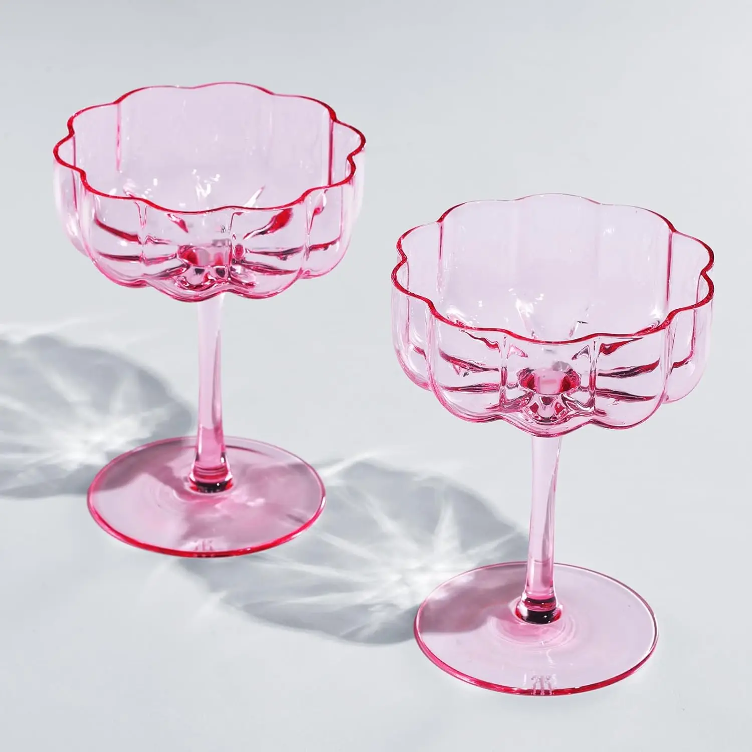 Wholesale Flower Vintage Wavy Petals Wave Glass Coupes 7oz Colorful Martini Champagne Cocktail Rippled Champagne Glasses