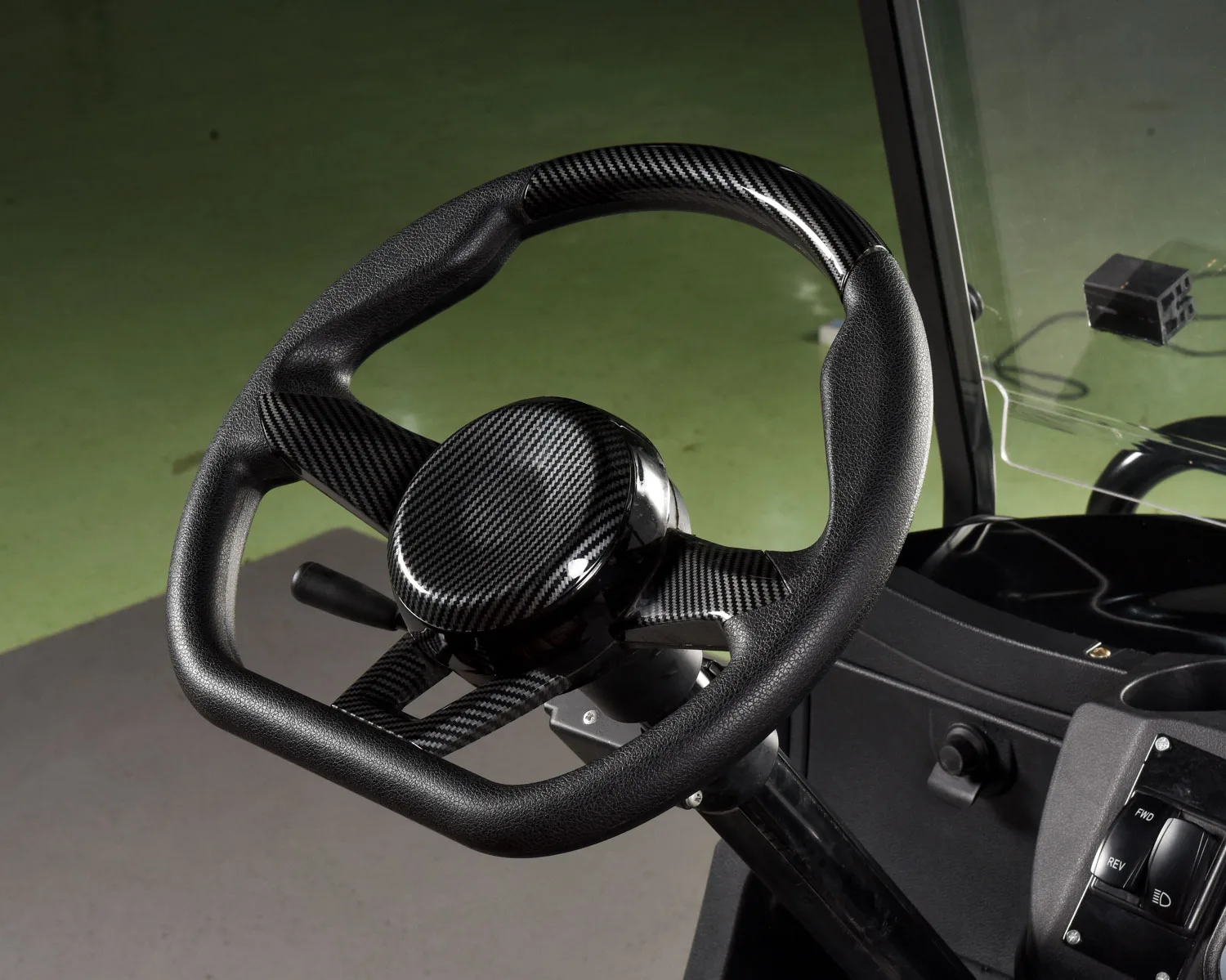 Customized Lifted Electric 4x4 Golf Cart 6 Seat Dune Buggy with Utility Box LED Screen Music  With High Popularity