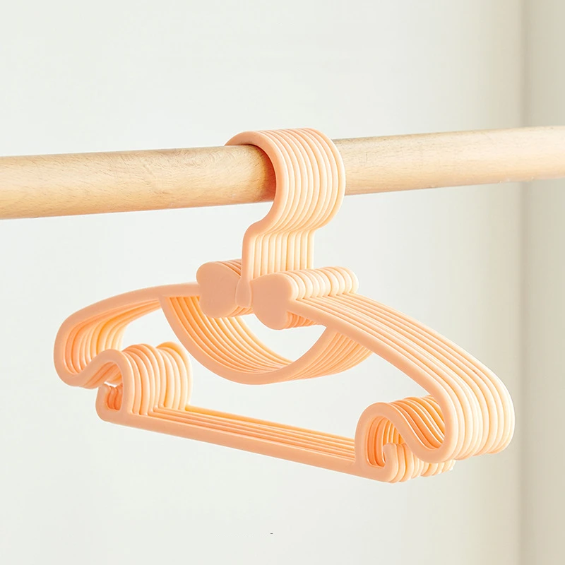 Colorful Child Baby Plastic Hanger Eco Friendly PP Materials Cute Kid Hanger for Clothes