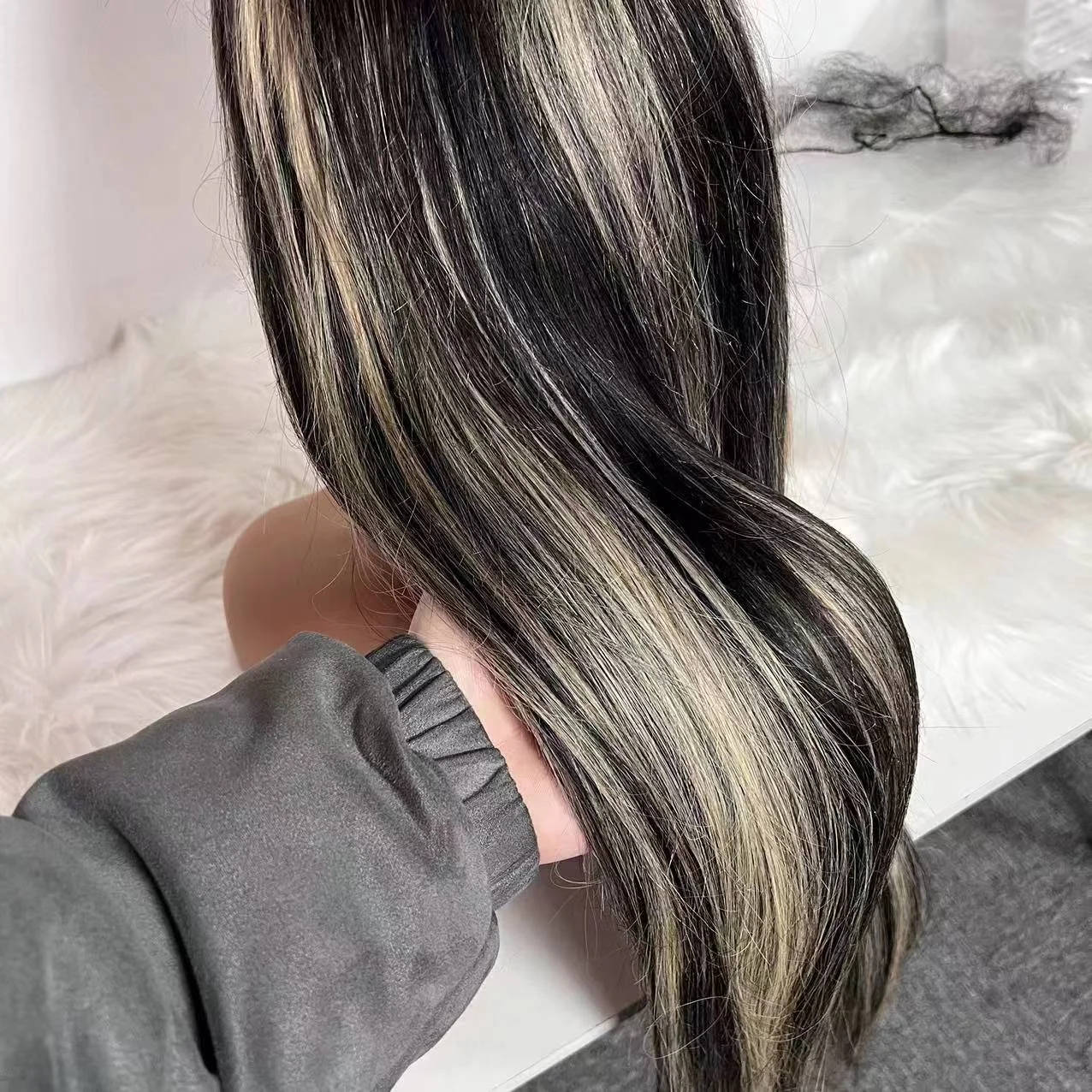 Amara hot selling black with blonde highlights wig vietnamese bone straight wig single drawn highlight light gray wig in stock