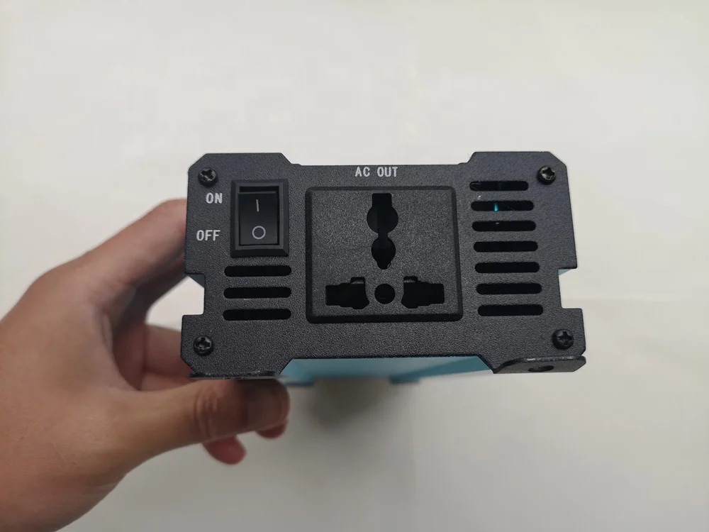 
Solar Power Inverter 1000W 12V 24V 220V with 3 Universal Sockets and 4 USB Ports 