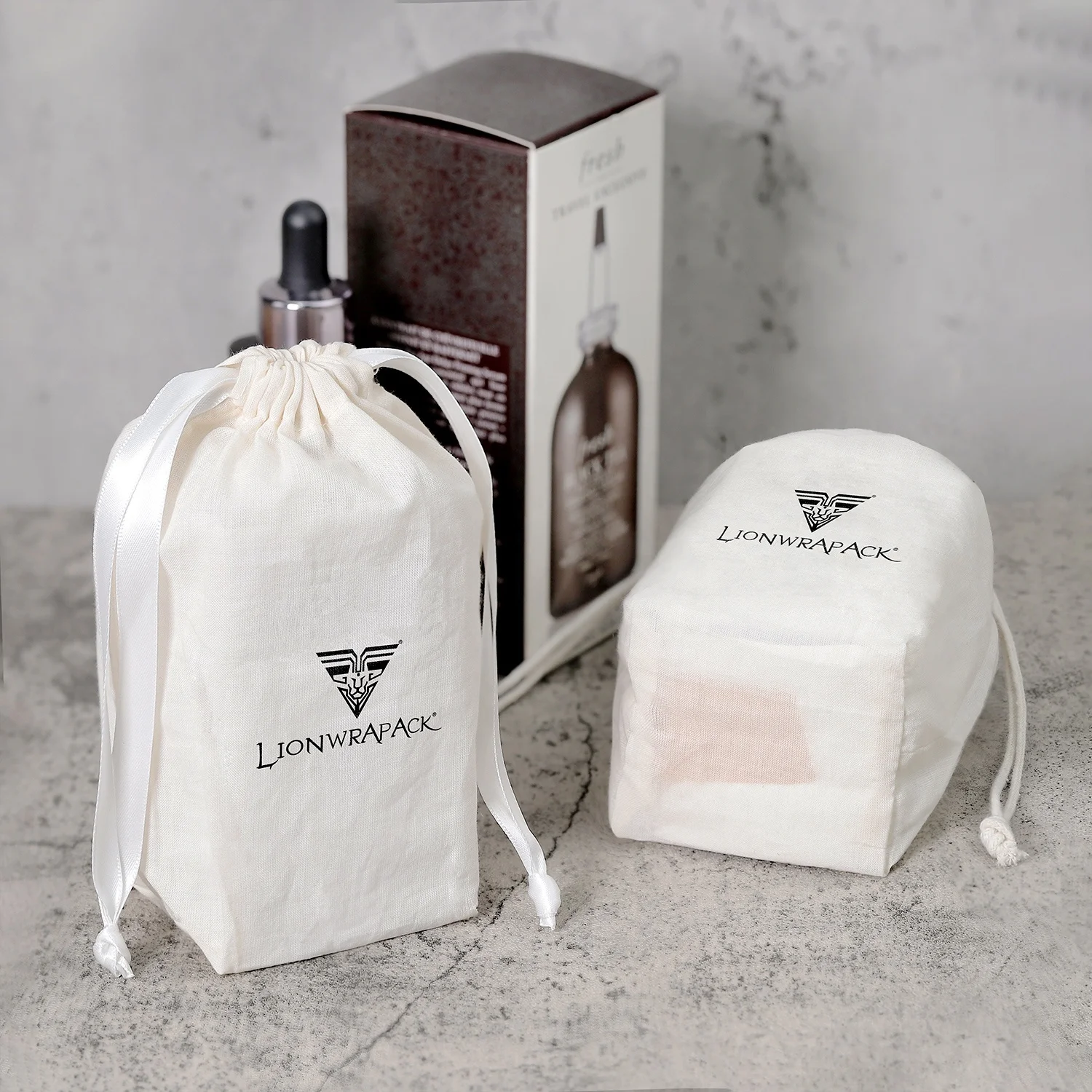 Бесплатный образец кисти для макияжа губная помада флакон для духов упаковочный пакет с индивидуальным логотипом натуральный муслиновый хлопковый Подарочный мешочек с ленточным шнурком