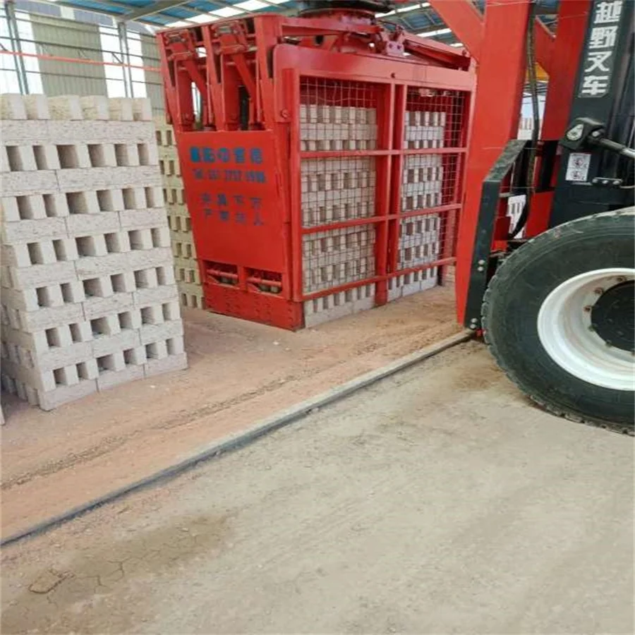 Truck-Mounted Lightweight Brick Grab Crane Method-for Handling Bricks