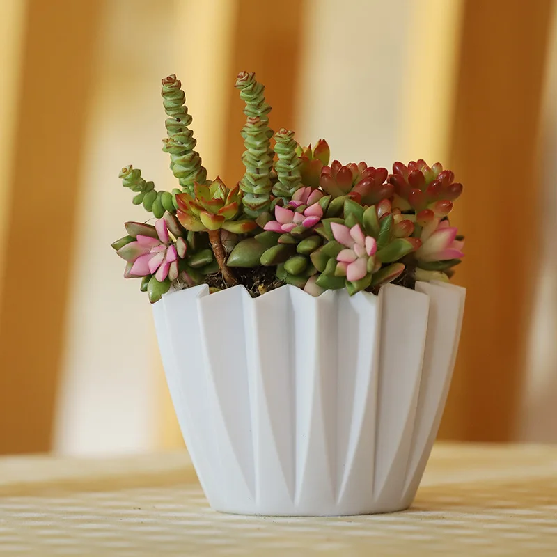 Creative origami pots plastic resin flower pots gardening decoration creative small flower pots manufacturers wholesale