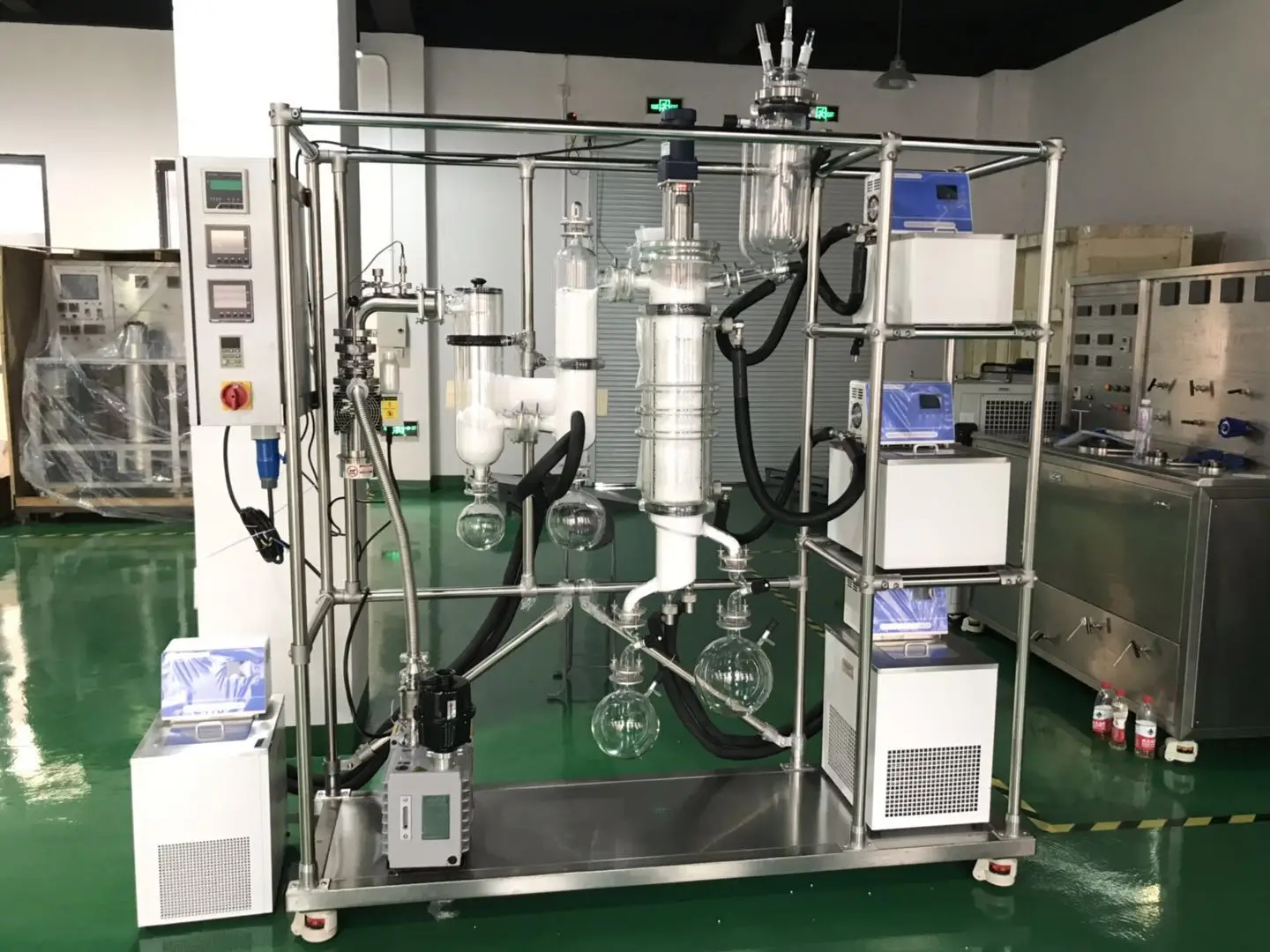 Short Path Fractional Distillation Yields Working Principle