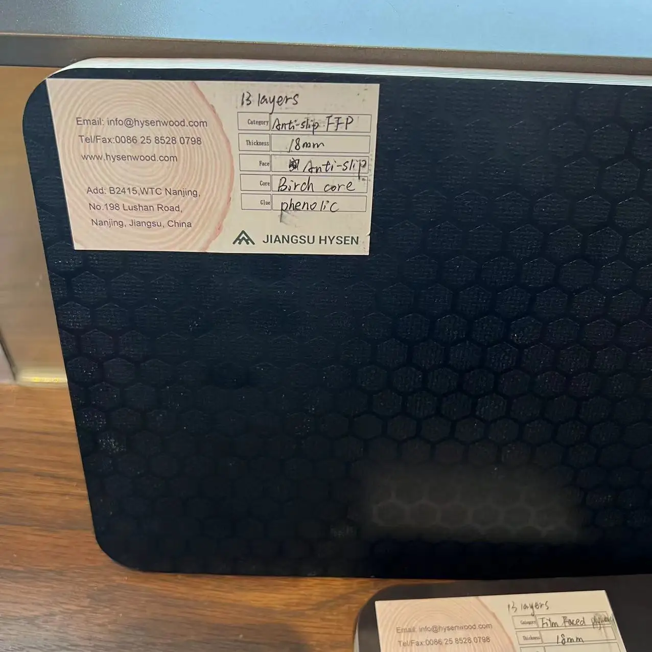 Hysen Black wbp phenolic glue birch core Hexaboard plywood anti-slip film plywoods for European market