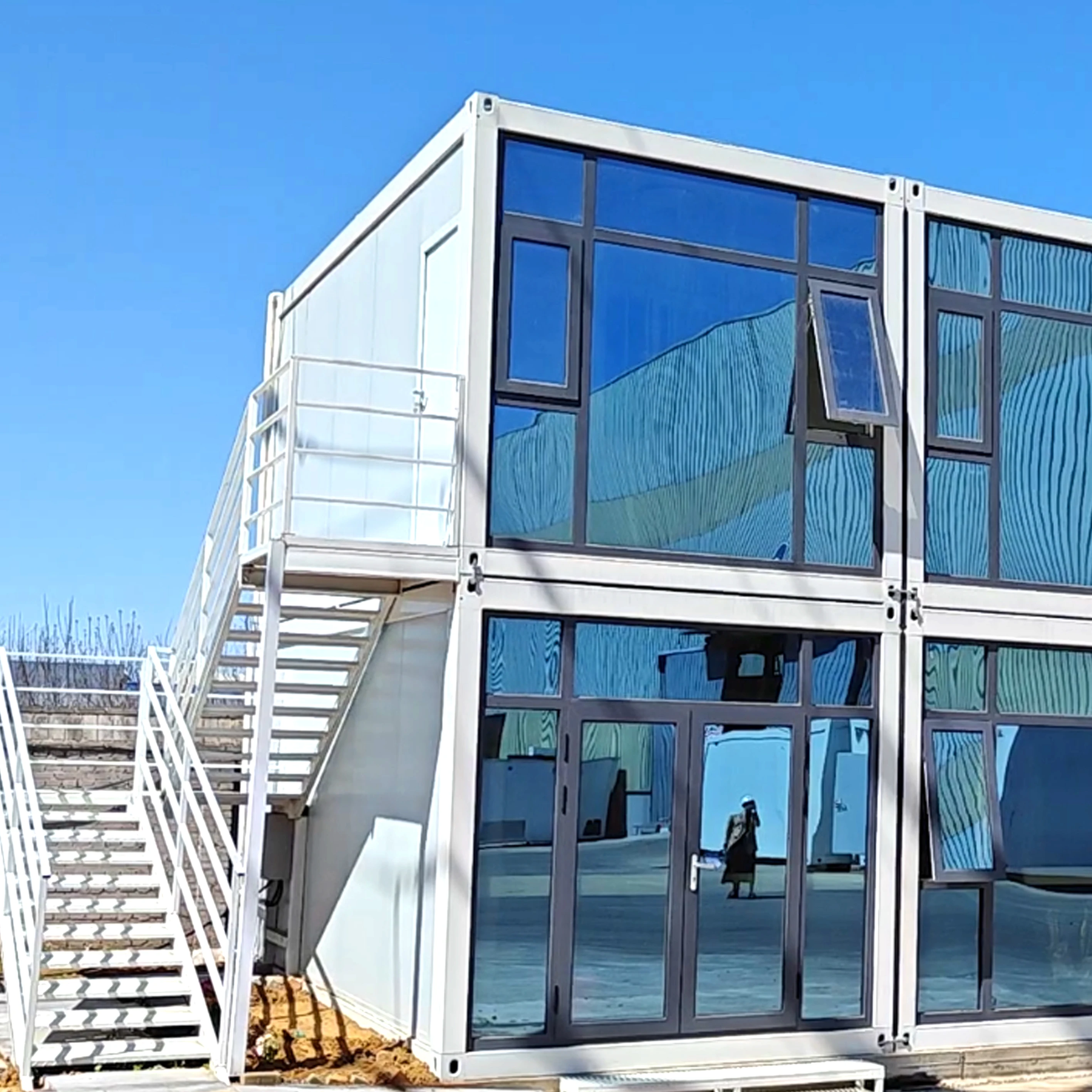 Waiyang Direct Factory Good Quality Easy to Install Modular Cabin 2 Story  Prefab Houses Flat Pack Container House