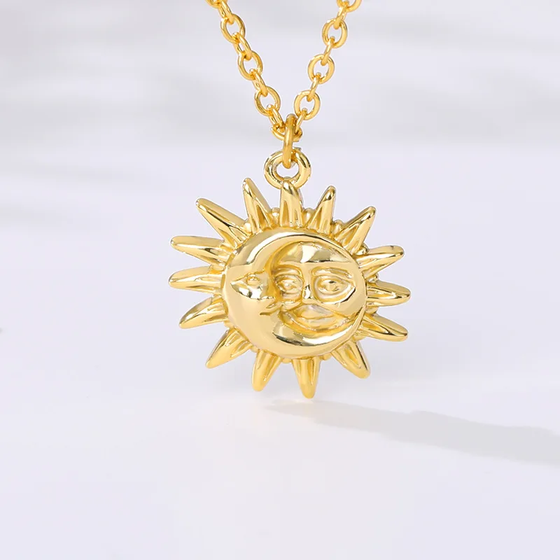 Bohemian Moon and Sun Face Pendant Necklace Golden Minimalist Jewelry Vintage Portrait Coin Collier Collares Friendship Gift