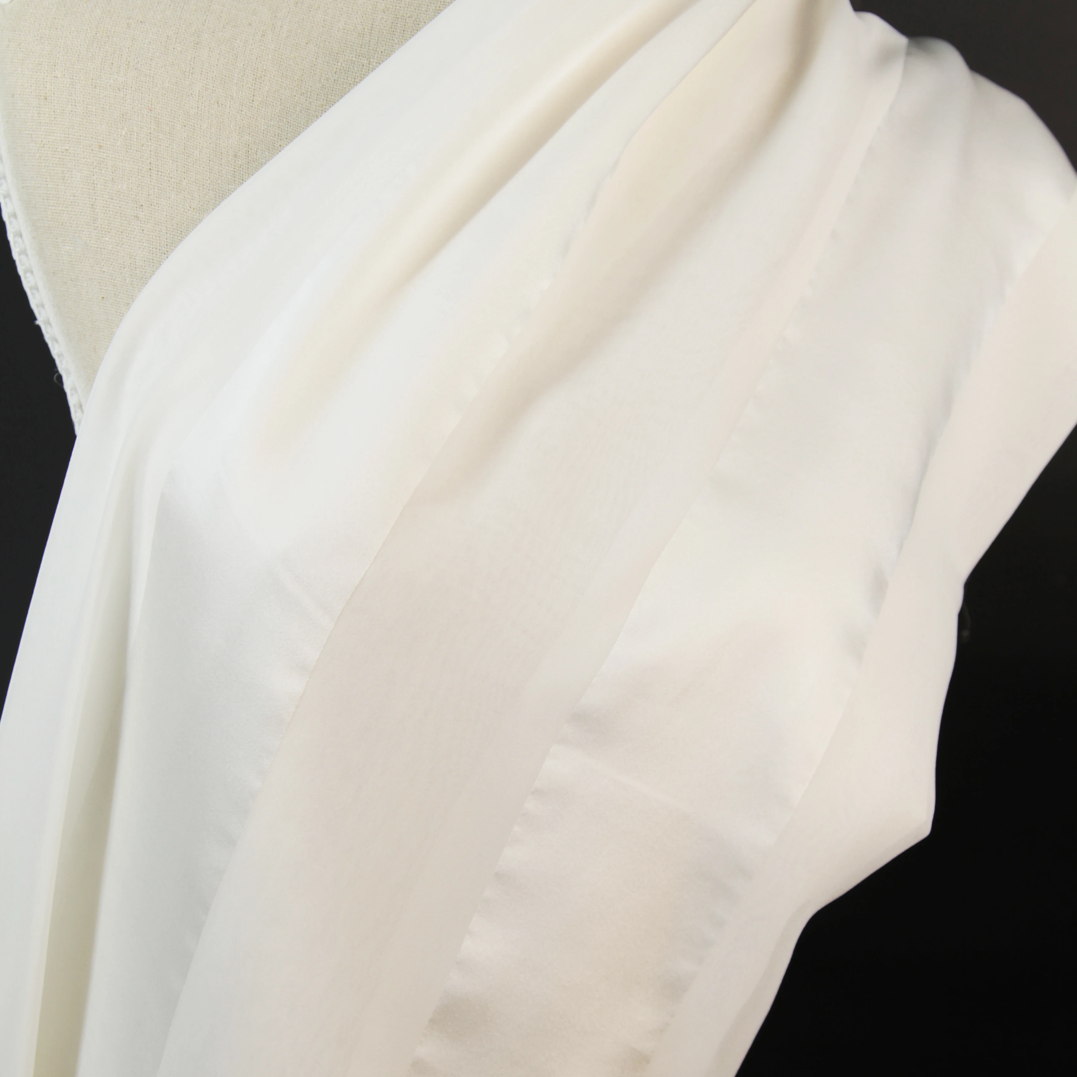 Супершелковая хлопковая Бамбуковая ткань, белый цвет, 25% Шелк, 75% бамбук