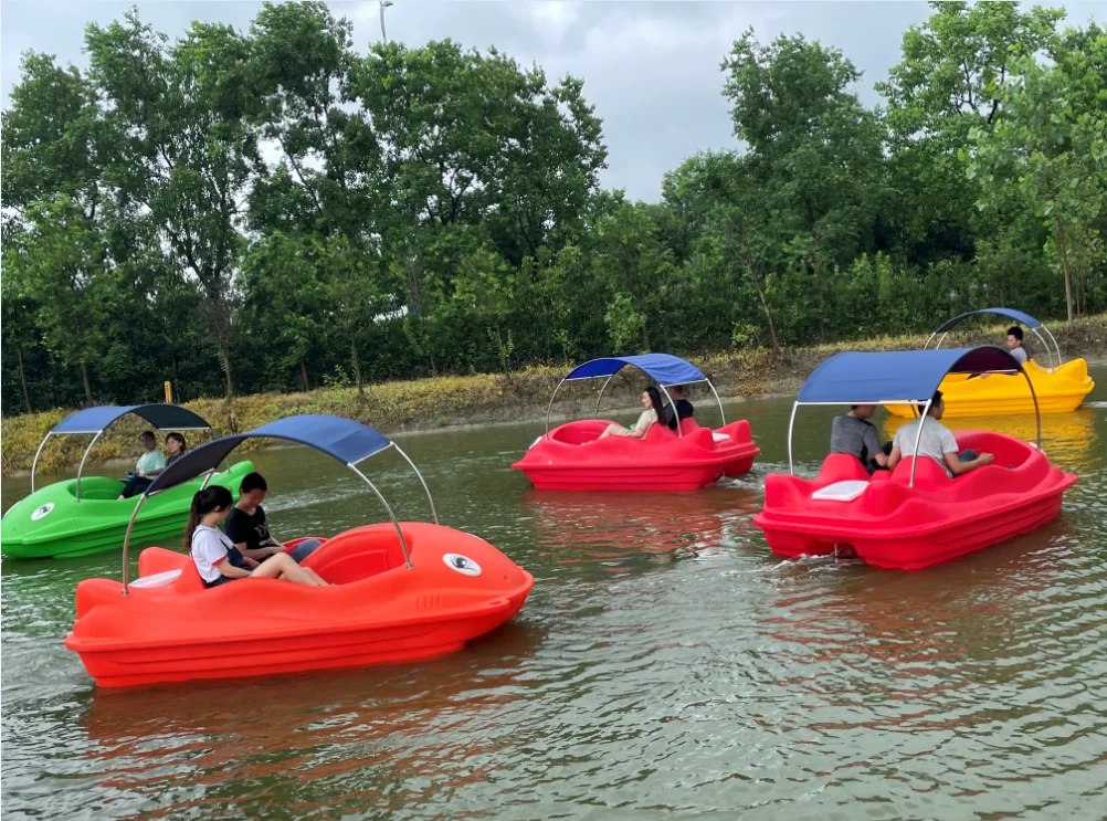 Hot Sale Sea Beach Fitness Games 2 Person Pedal Boat Polyethylene Water Bike