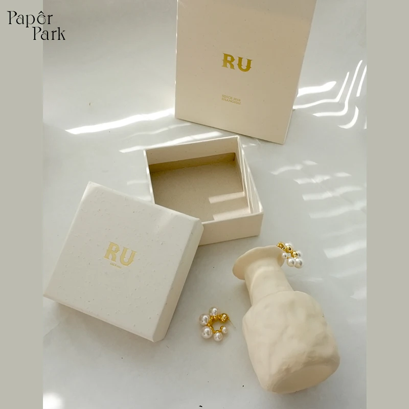 
Paper park customized jewelry box logo and set luxury Specialty Paper gold stamping jewelry packaging 