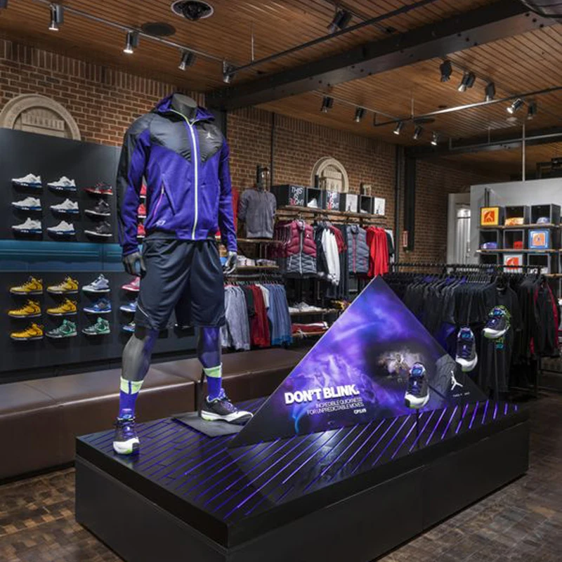 High Quality Customization Clothes Shop Design Gold Sports Shop Interior Exhibition Booth For Sport Clothes