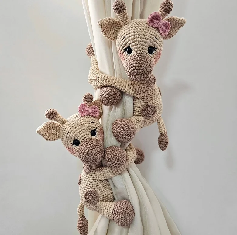 Cute and Creative Long Arm Crochet Animal Curtain Decorations Lovely Giraffe Monkey and Dogs Kids Toys