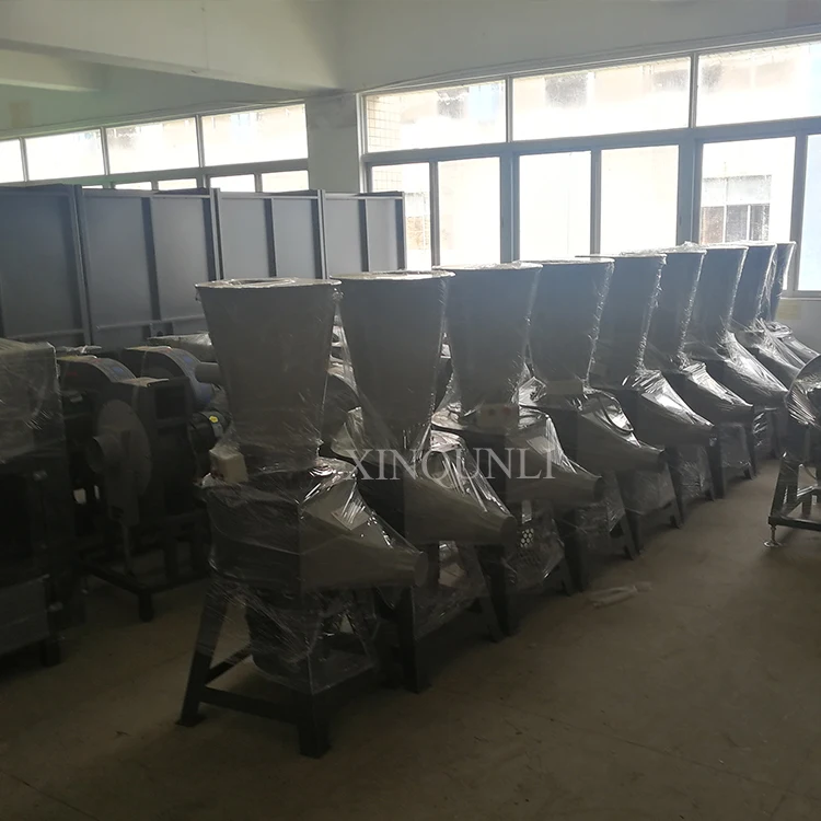 Good quality Capacity 80-100 kg/h foam sponge shredder machine for sofa factory shredded foam wastes