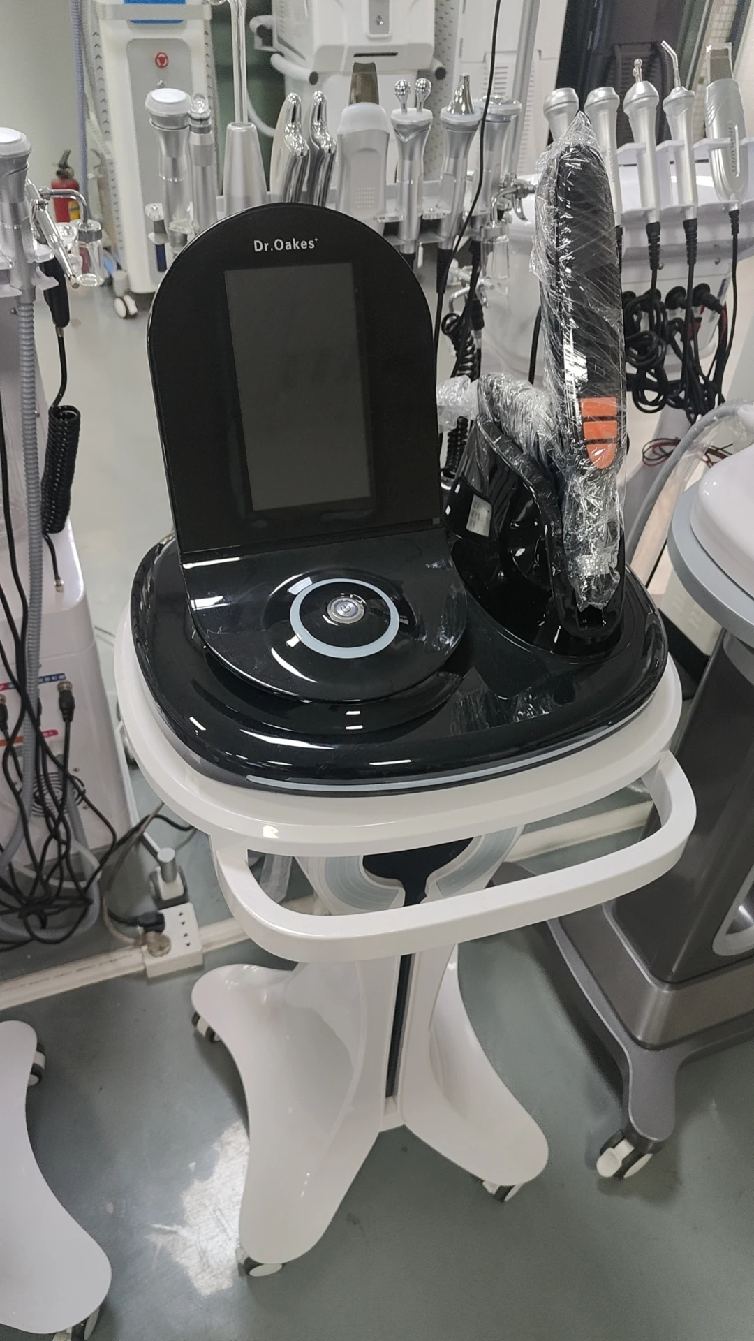 Water Mesoskin No Needle Electroporation meso injector mesotherapy gun Needless Mesotherapy Injection Jet Peel Machine Solution