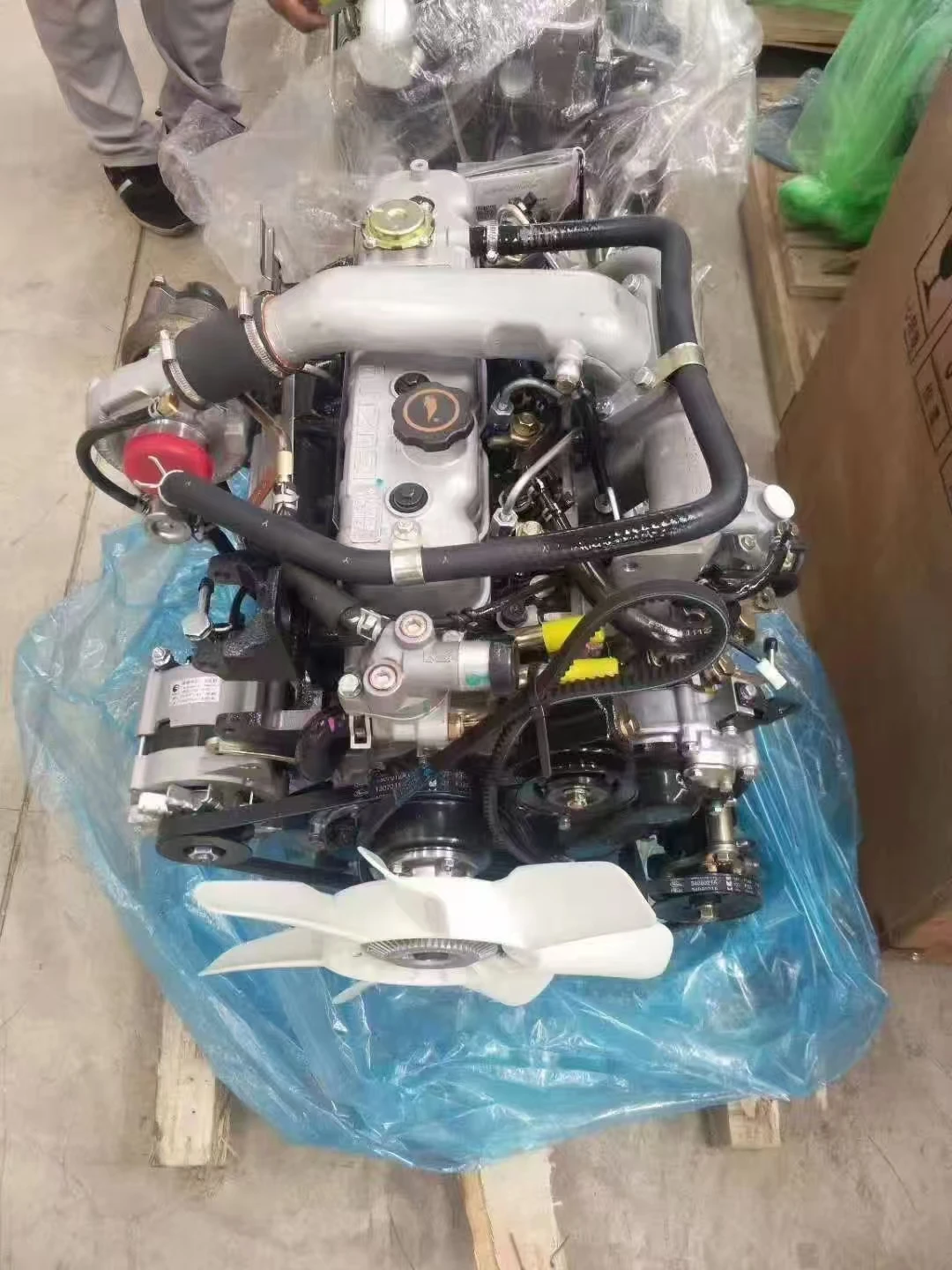 Truck SUV Pick up Engine New 4 Cylinder ISUZU 4JB1 4JB1T JE493ZQ4A 68KW 3600rpm diesel Engine Truck Engine