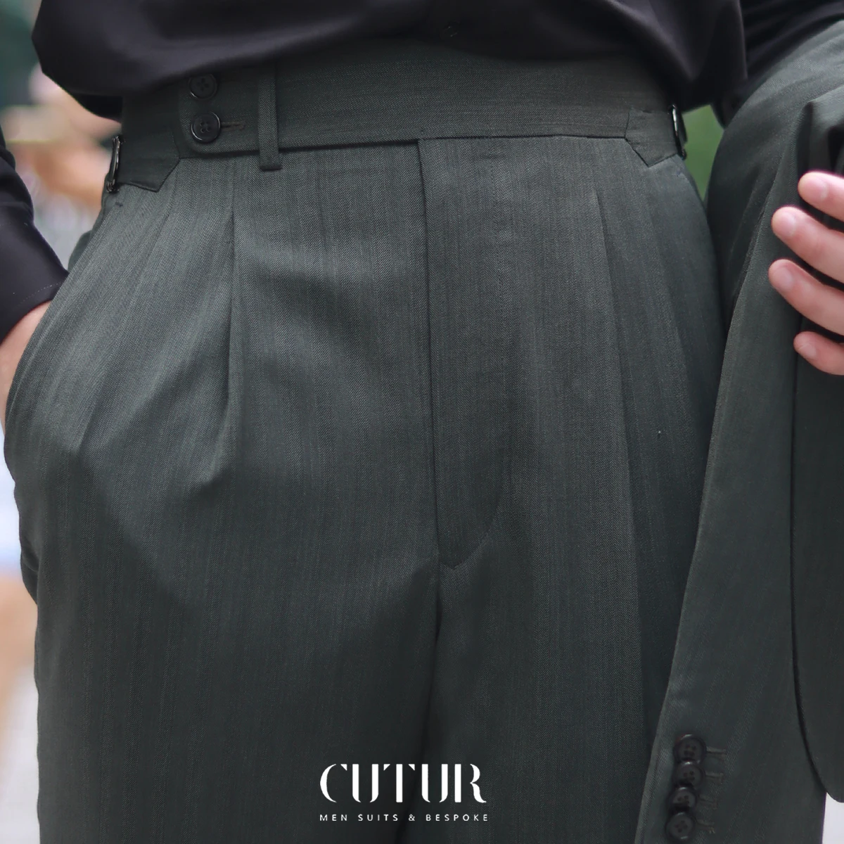 CMT Half Hand Made Italian Style Suit No Shoulder Pads Bespoke Tailor Custom Mens Suit  Factory For Tailor Shop