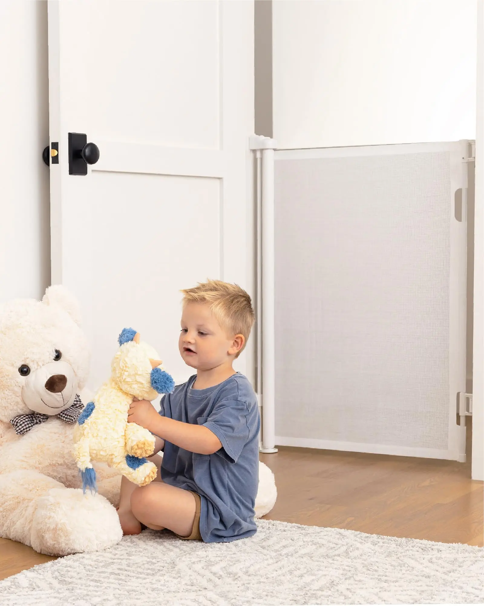 Baby And Pet Protector Hot Selling Safety Baby Barrier Gate Children Safety Gate for Doorways and Stairways
