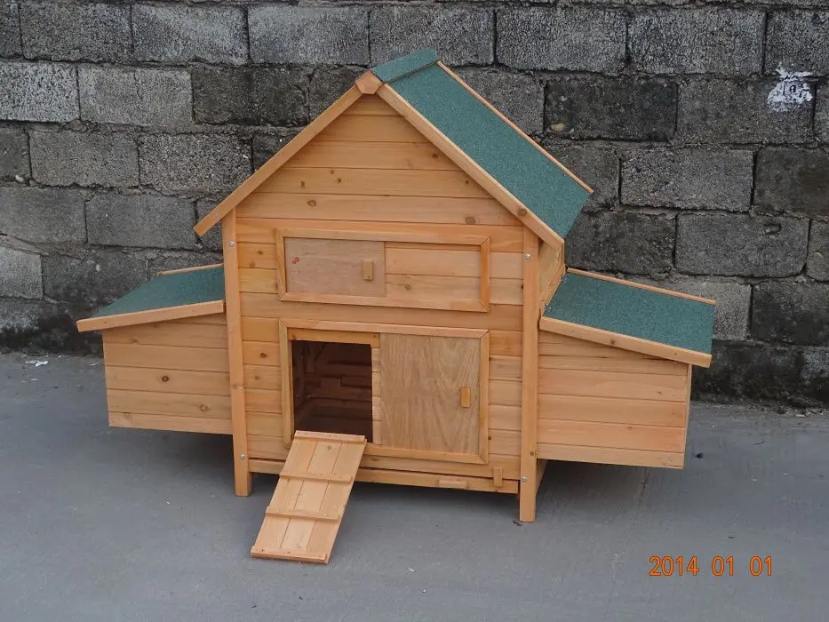WoodVille Factory Direct Sales Large Waterproof Fir Wood Made Outdoor Rainproof And Windproof Chicken Coop
