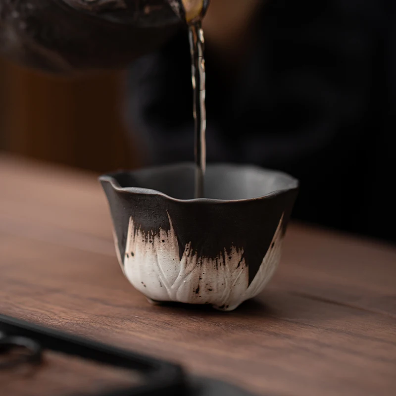 Lotus Cup Retro Kung Fu Ceramic Tea Set Single Home Host Cup & Personal Tea Cup Porcelain Chinese Style for Wine & Cafe Use