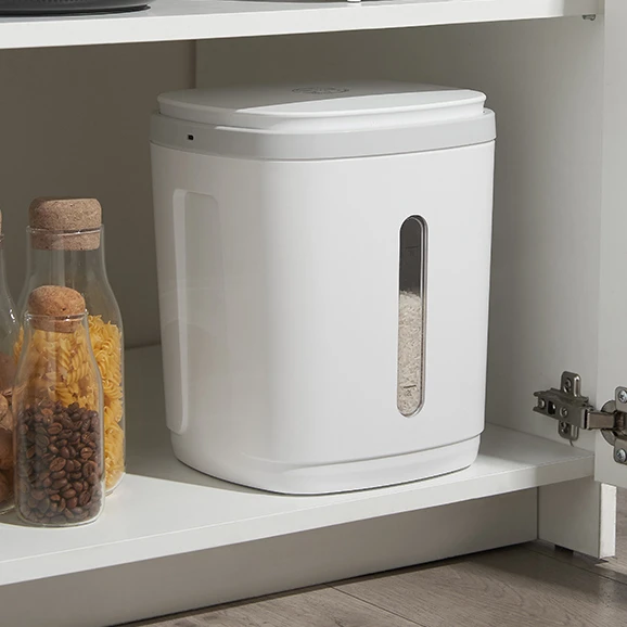 Wholesale intelligent vacuum 8L durable plastic rice bucket ricer box rice storage box